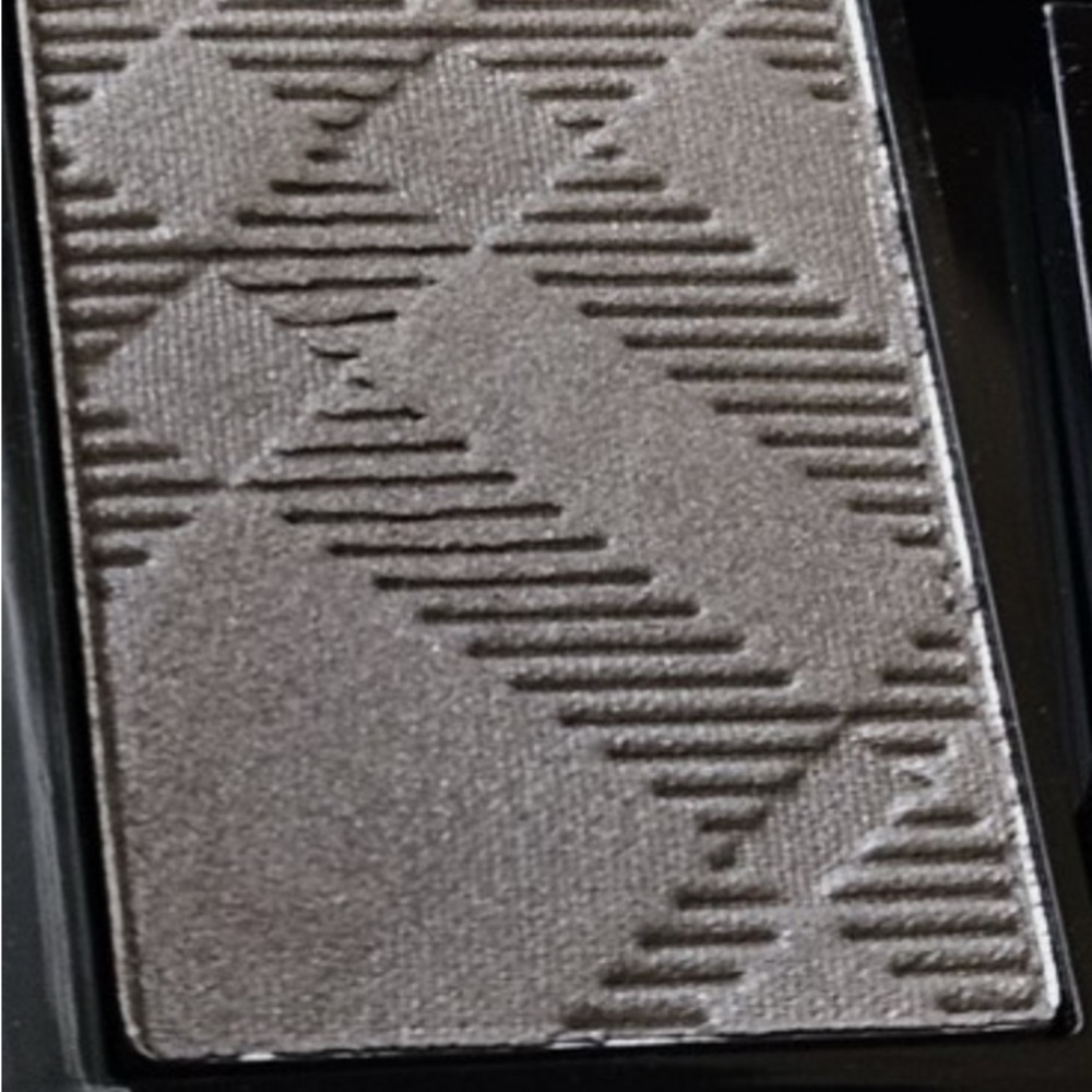 Burberry #303 Storm Grey Eyeshadow New in box